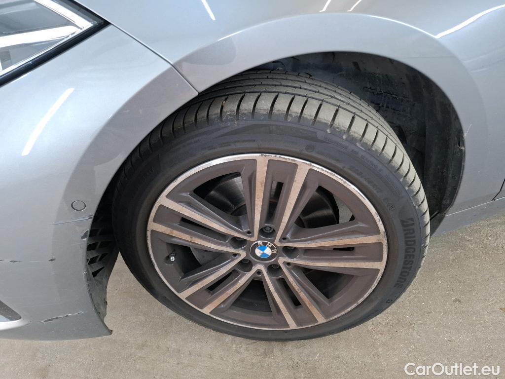  Bmw  Serie 1 BMW Série 1 / 2019 / 5P / Berline 116i DKG7 Business Design #26