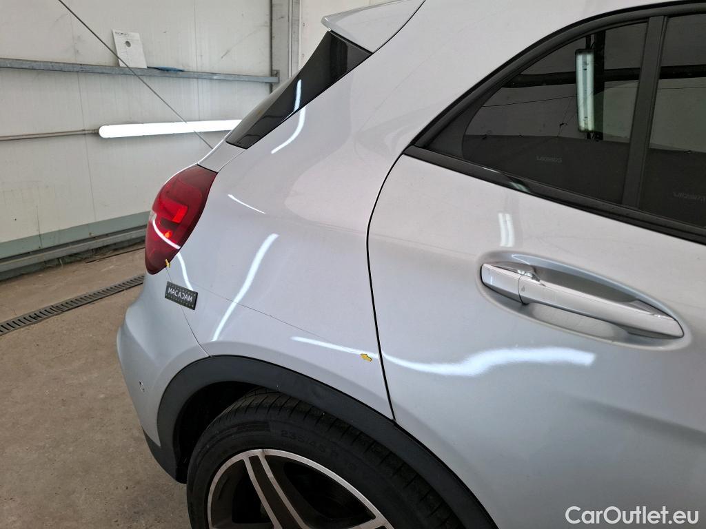  Mercedes  GLA MERCEDES-BENZ Classe  / 2017 / 5P / SUV  250 Fascination 4Matic BVA7 #3