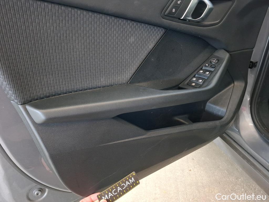  Bmw  Serie 1 BMW Série 1 / 2019 / 5P / Berline 116i DKG7 Business Design #31