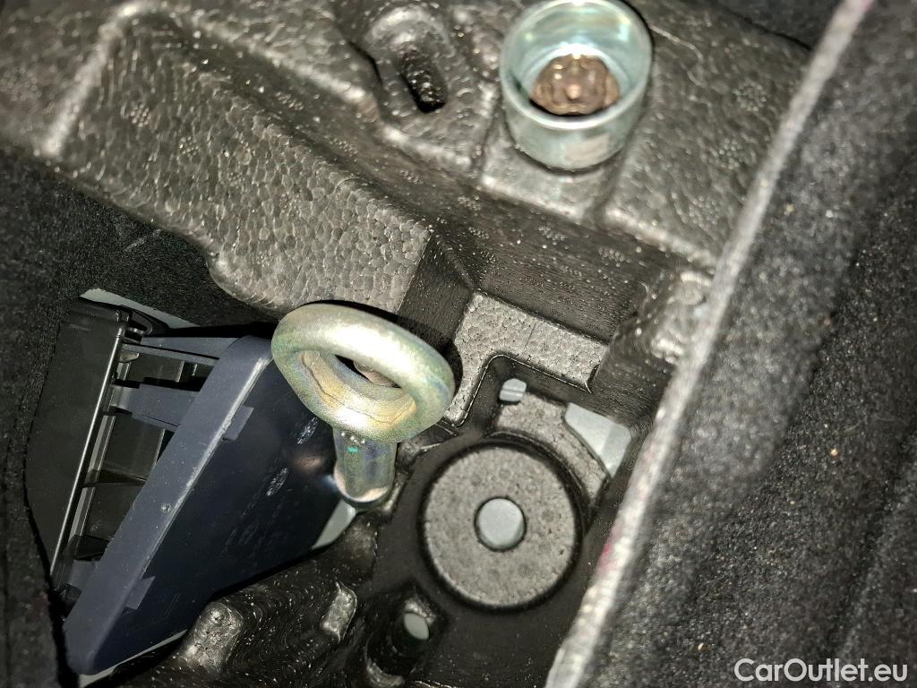  Bmw  Serie 1 BMW Série 1 / 2019 / 5P / Berline 116i DKG7 Business Design #36