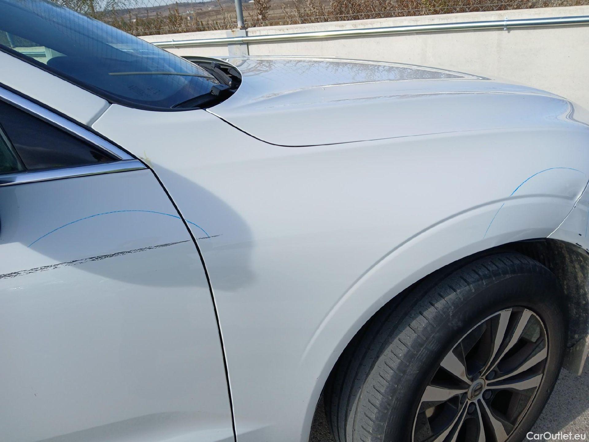  Volvo  XC60 VOLVO  / 2017 / 5P / todoterreno 2.0 B4 D Momentum Pro Auto #35