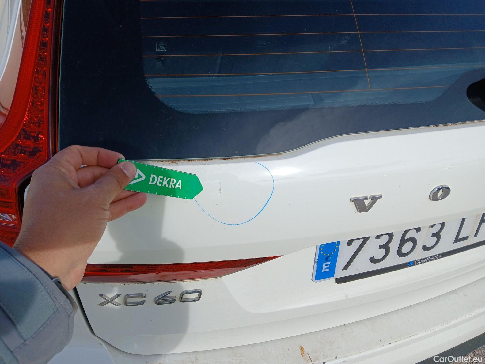  Volvo  XC60 VOLVO  / 2017 / 5P / todoterreno 2.0 B4 D Momentum Pro Auto #25