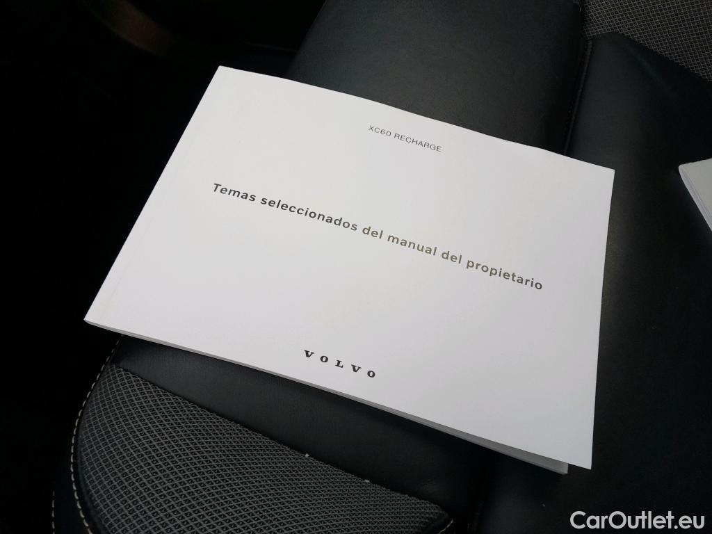  Volvo  XC60 VOLVO  / 2017 / 5P / todoterreno 2.0 T6 AWD Recharge R-Design Auto #9