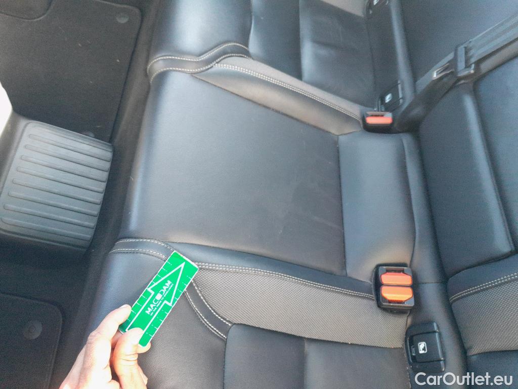  Volvo  XC60 VOLVO  / 2017 / 5P / todoterreno 2.0 T6 AWD Recharge R-Design Auto #8