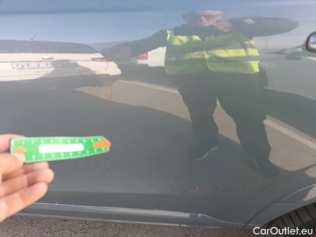  Volvo  XC90 VOLVO  / 2019 / 5P / todoterreno 2.0 T8 AWD Recharge R-Design Auto #4