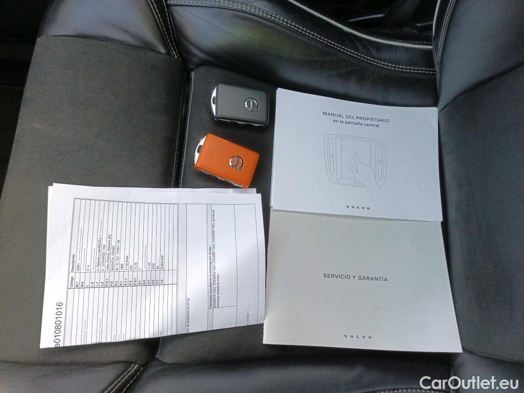  Volvo  XC90 VOLVO  / 2019 / 5P / todoterreno 2.0 T8 AWD Recharge R-Design Auto #9