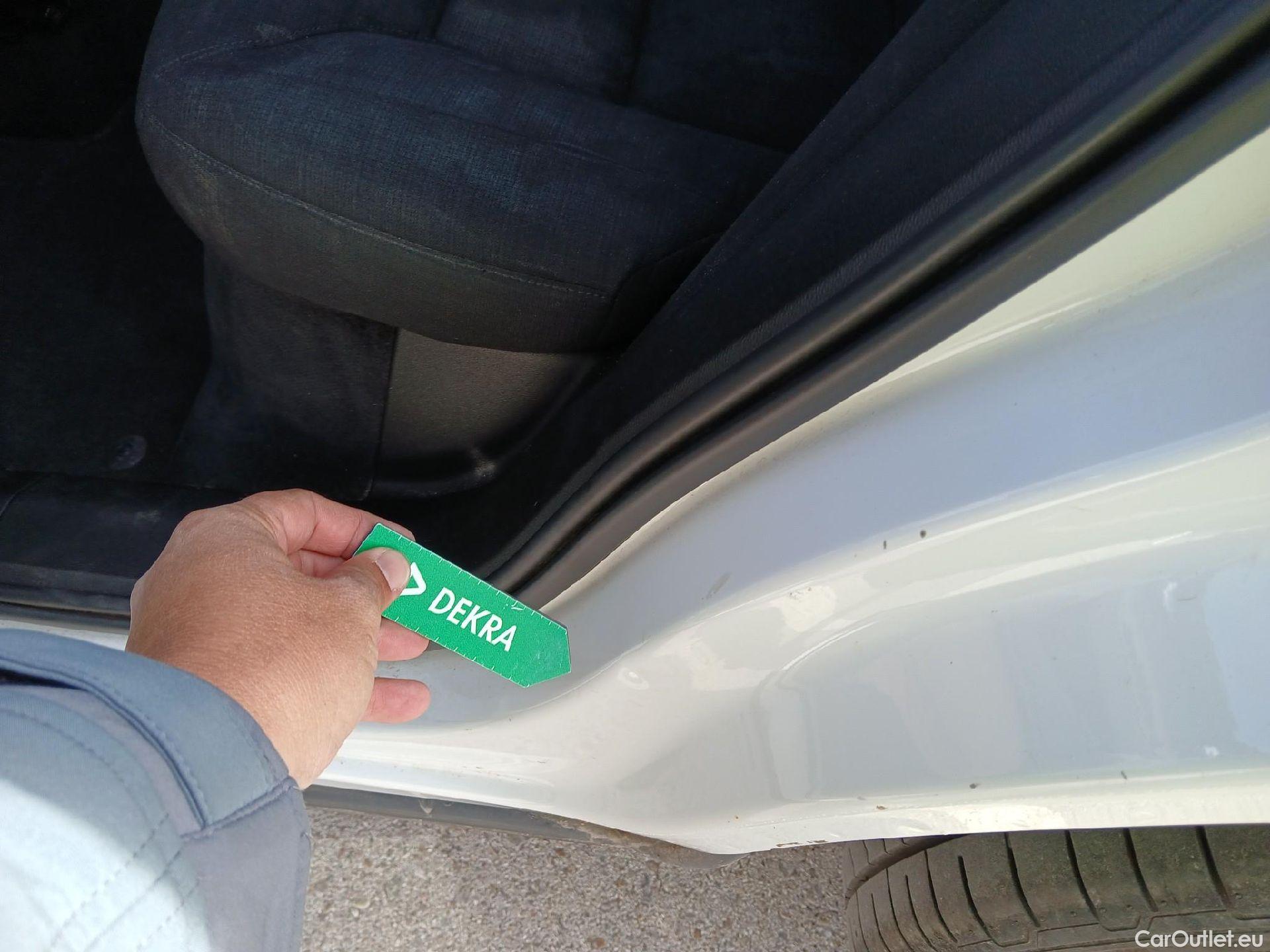  Volvo  XC60 VOLVO  / 2017 / 5P / todoterreno 2.0 B4 D Momentum Pro Auto #6