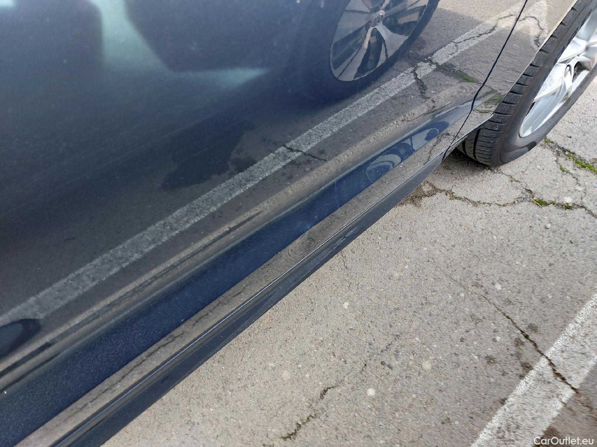  Volvo  XC60 VOLVO  / 2017 / 5P / todoterreno 2.0 B4 D4 AWD Business Plus Auto #20