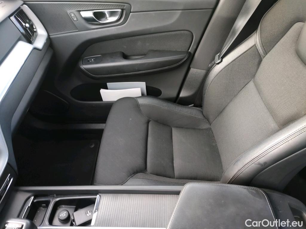  Volvo  XC60 VOLVO  / 2017 / 5P / todoterreno 2.0 D4 Momentum Auto #11