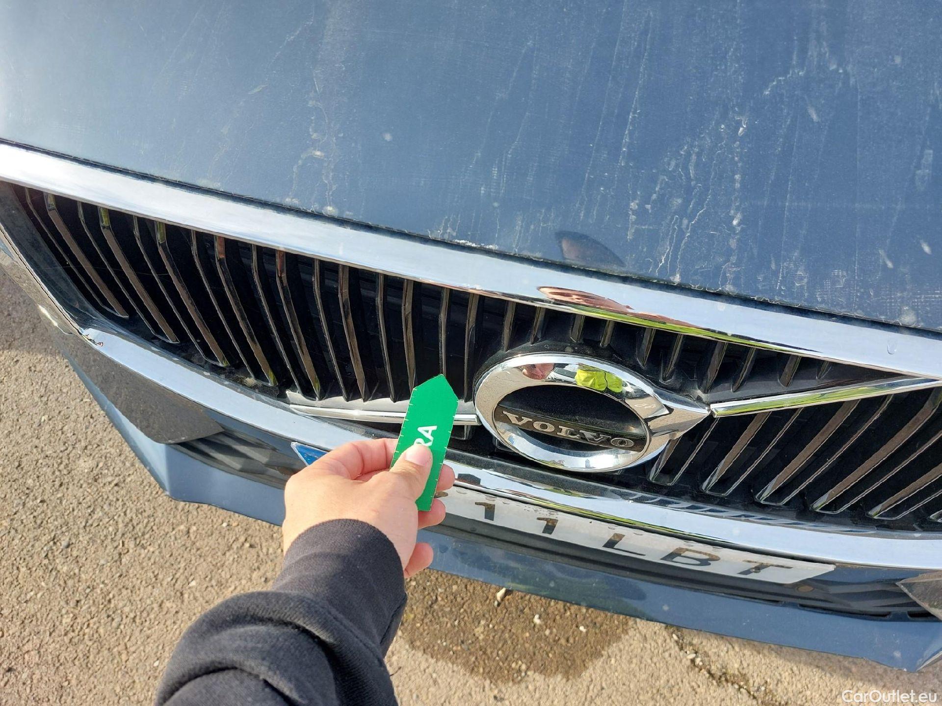  Volvo  XC60 VOLVO  / 2017 / 5P / todoterreno 2.0 B4 D4 AWD Business Plus Auto #4