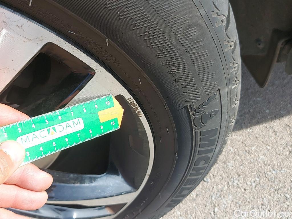  Volvo  XC60  Business Plus 2WD 2.0 T4 190CV AT8 E6dT #4