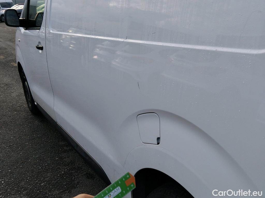  Citroen  Jumpy CITROEN  / 2016 / 4P / furgón Talla M BlueHDi 120 S&S 6v Club (CA) #10