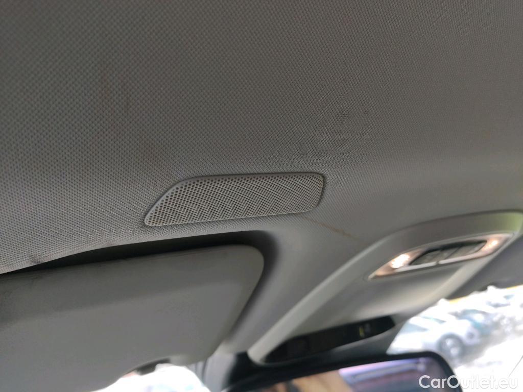  Volvo  XC60 VOLVO  / 2017 / 5P / todoterreno 2.0 D4 Momentum Auto #15