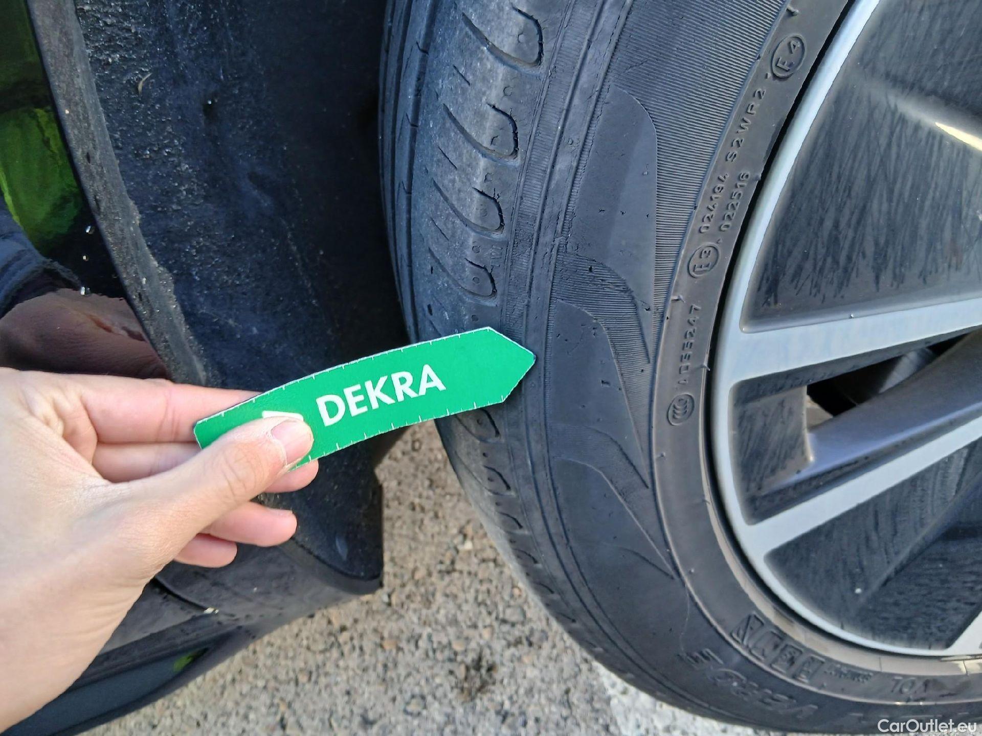  Volvo  XC90 VOLVO  / 2019 / 5P / todoterreno 2.0 B5 D5 AWD Business Plus Auto #1