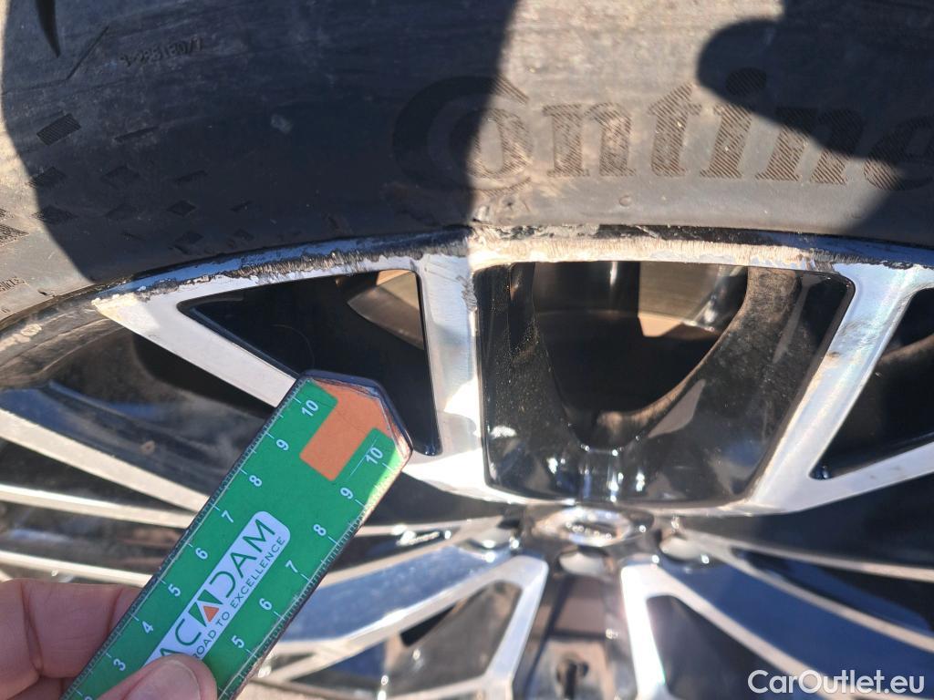  Volvo  XC60 VOLVO  / 2017 / 5P / todoterreno 2.0 T6 AWD Recharge Inscription Auto #18