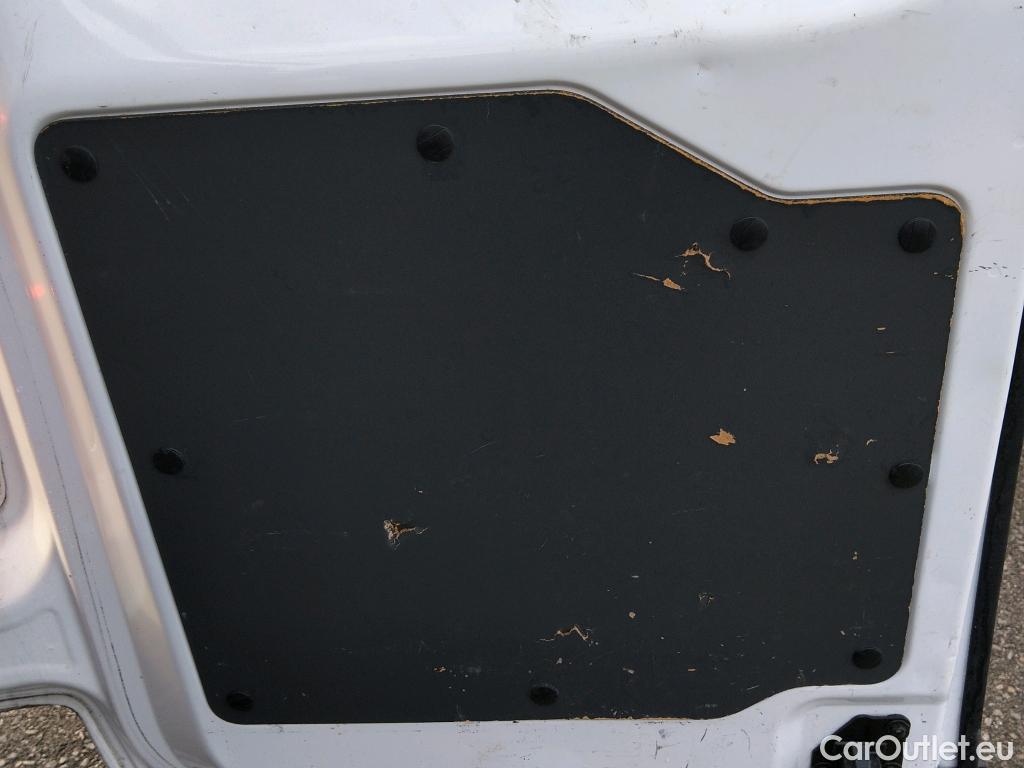  Citroen  Jumpy CITROEN  / 2016 / 4P / furgón Talla M BlueHDi 120 S&S 6v Club (CA) #33