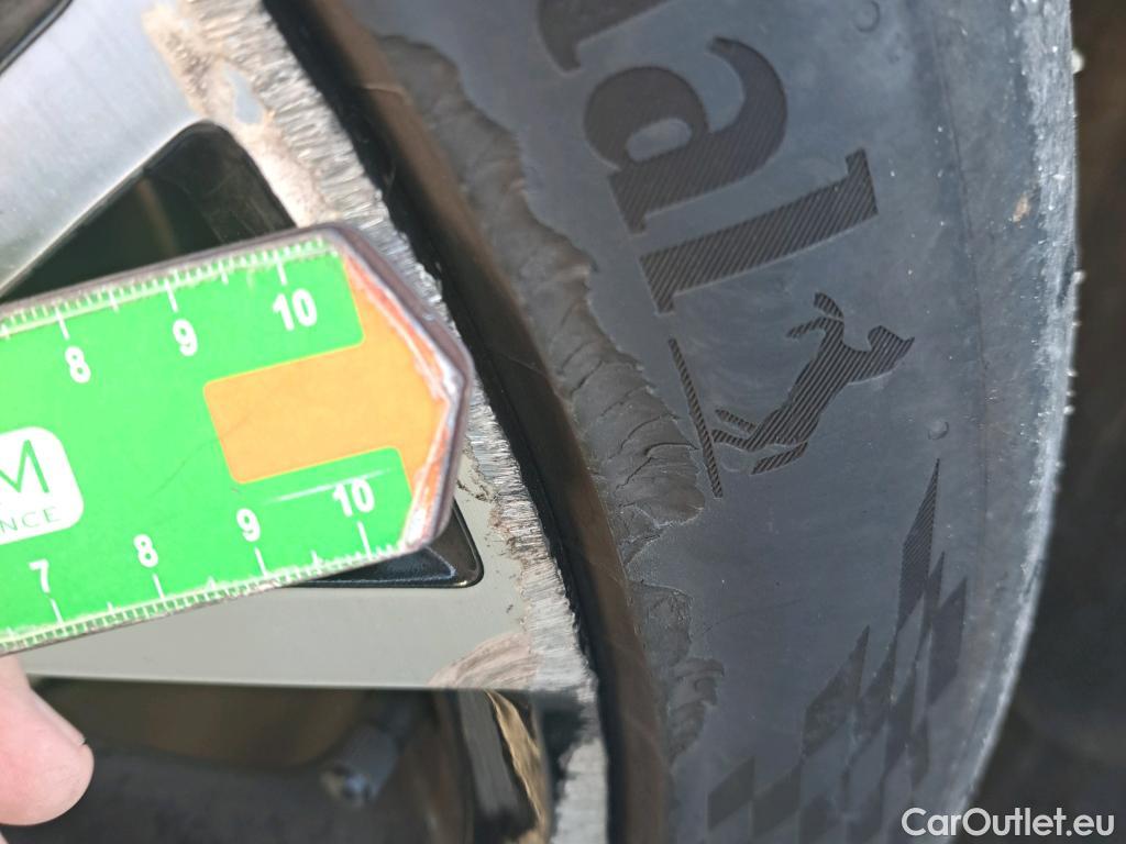  Volvo  XC60 VOLVO  / 2017 / 5P / todoterreno 2.0 T6 AWD Recharge Inscription Auto #2