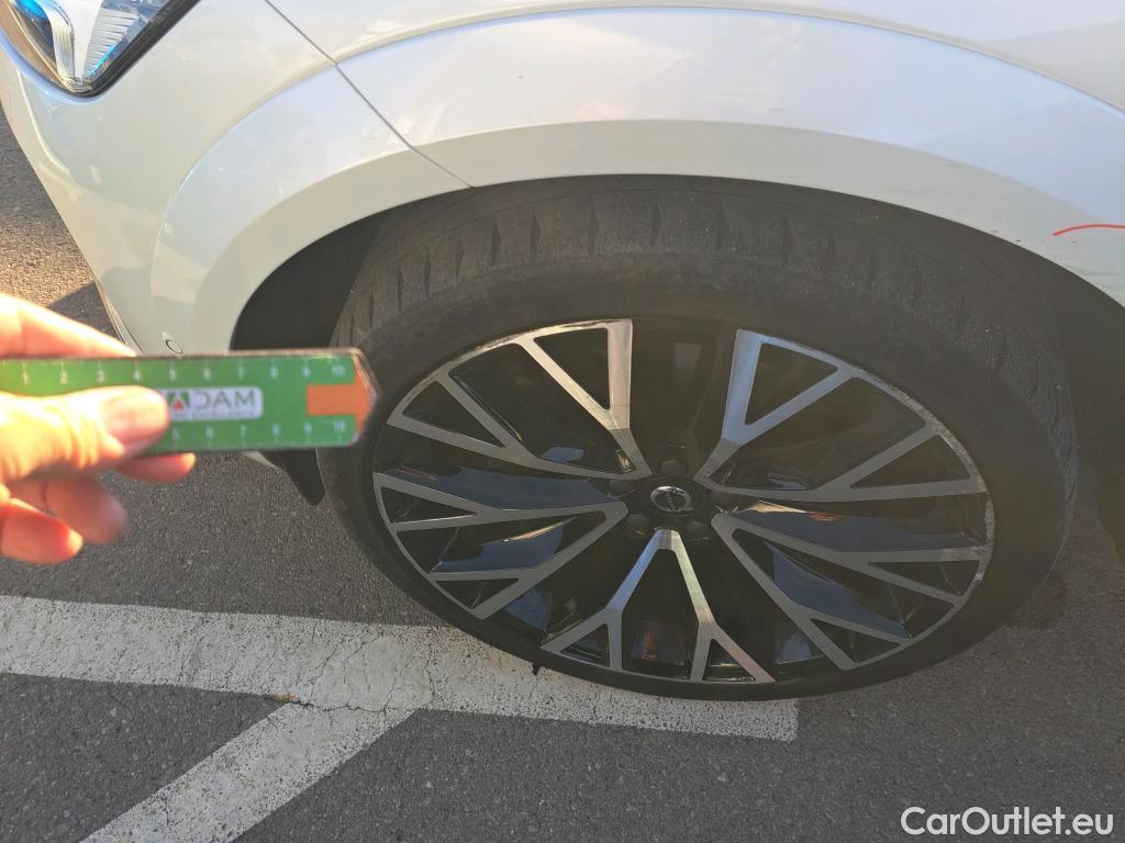  Volvo  XC60 VOLVO  / 2017 / 5P / todoterreno 2.0 T6 AWD Recharge Inscription Auto #13