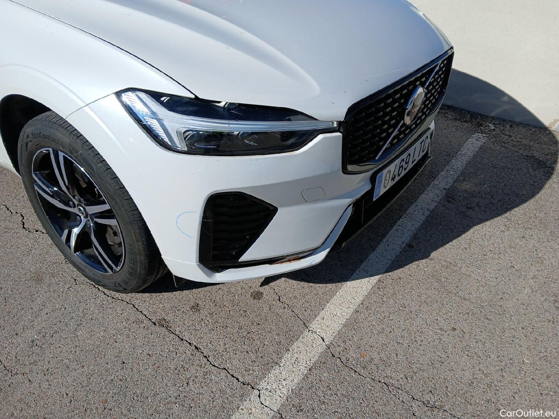  Volvo  XC60 VOLVO  / 2017 / 5P / todoterreno 2.0 B4 D R-Design Auto #4