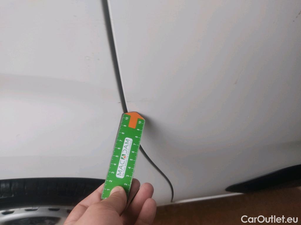  Peugeot  Partner PEUGEOT  / 2018 / 3P / furgón derivado de turismo Pro Standard 600kg BlueHDi 73kW (AC) #18