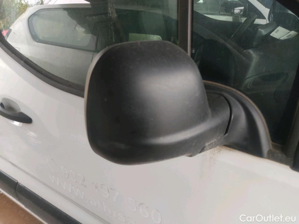  Peugeot  Partner PEUGEOT  / 2018 / 3P / furgón derivado de turismo Pro Standard 600kg BlueHDi 73kW (AC) #13