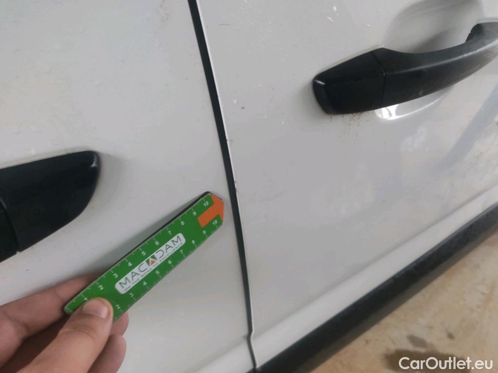  Peugeot  Partner PEUGEOT  / 2018 / 3P / furgón derivado de turismo Pro Standard 600kg BlueHDi 73kW (AC) #16