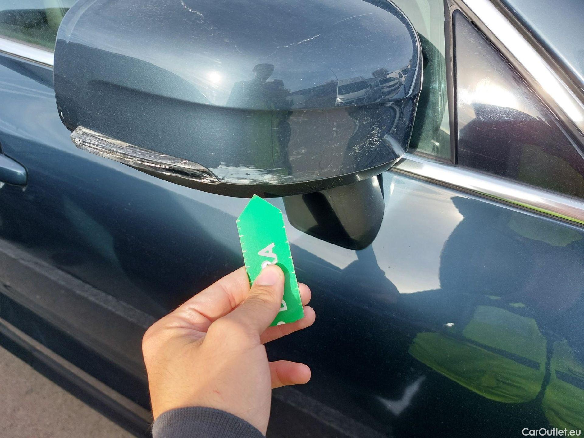  Volvo  XC60 VOLVO  / 2017 / 5P / todoterreno 2.0 B4 D4 AWD Business Plus Auto #22