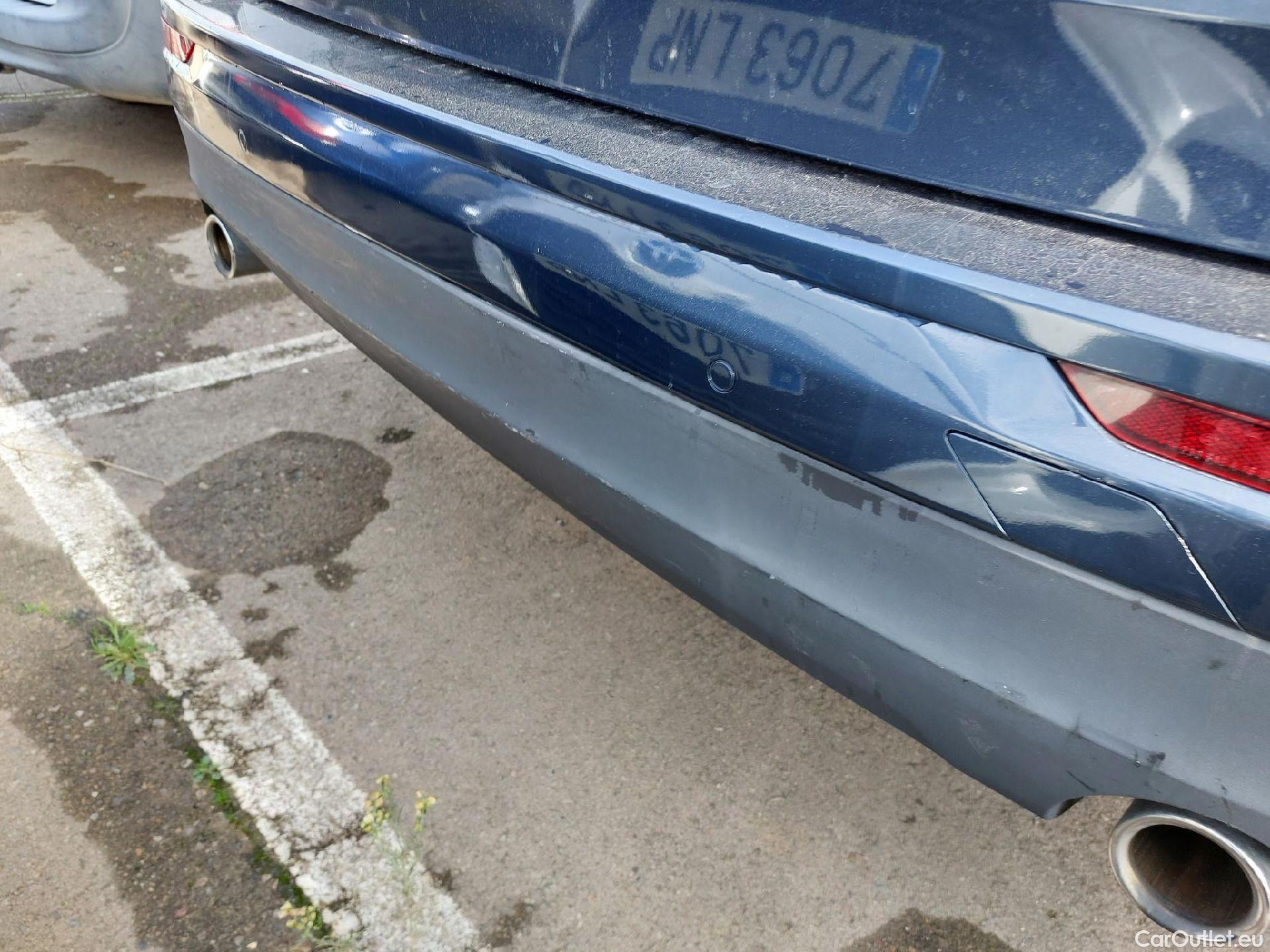  Volvo  XC60 VOLVO  / 2017 / 5P / todoterreno 2.0 B4 D4 AWD Business Plus Auto #16