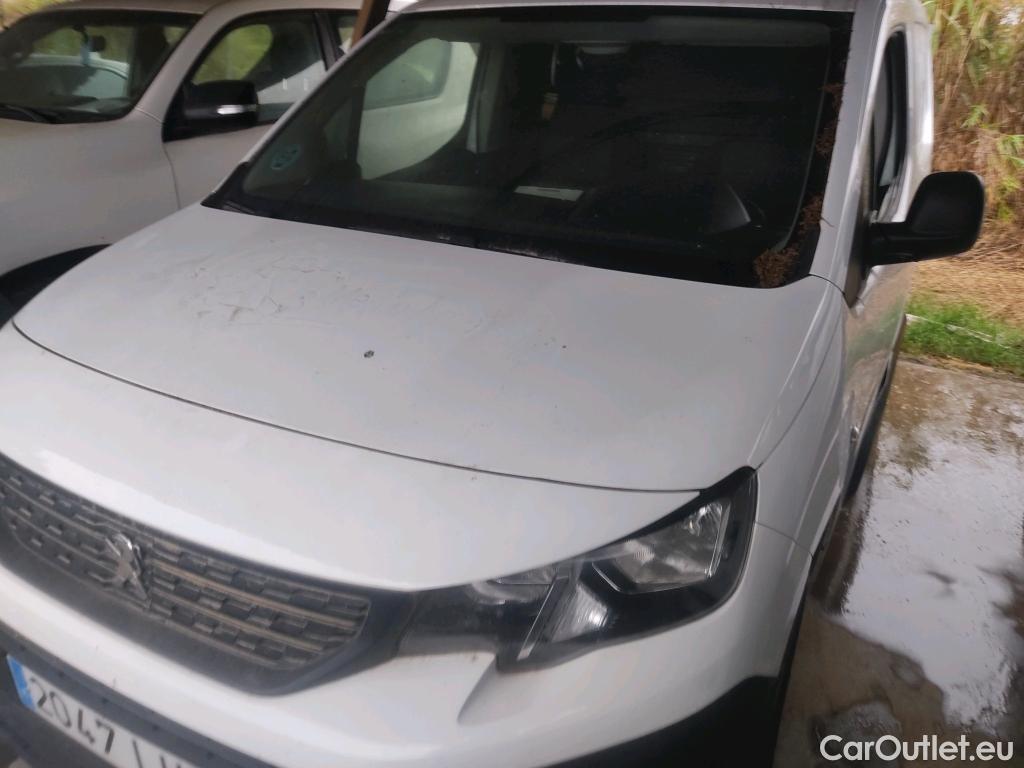  Peugeot  Partner PEUGEOT  / 2018 / 3P / furgón derivado de turismo Pro Standard 600kg BlueHDi 73kW (AC) #5