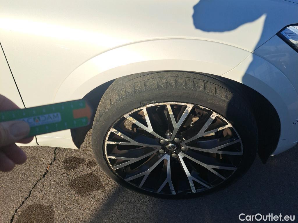  Volvo  XC60 VOLVO  / 2017 / 5P / todoterreno 2.0 T6 AWD Recharge Inscription Auto #3