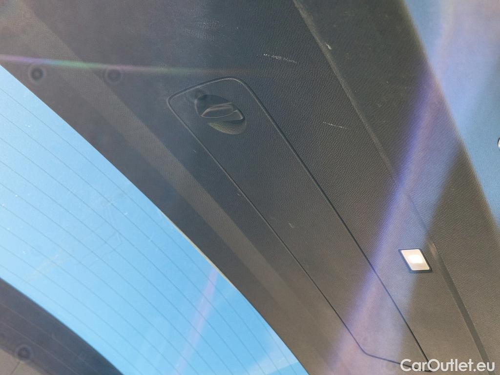  Volvo  XC90 VOLVO  / 2019 / 5P / todoterreno 2.0 B5 D AWD R-Design Auto #1