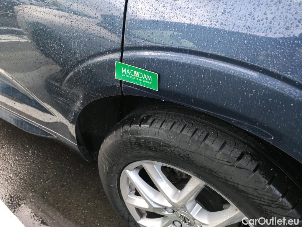  Volvo  XC60 VOLVO  / 2017 / 5P / todoterreno 2.0 D4 Momentum Auto #7