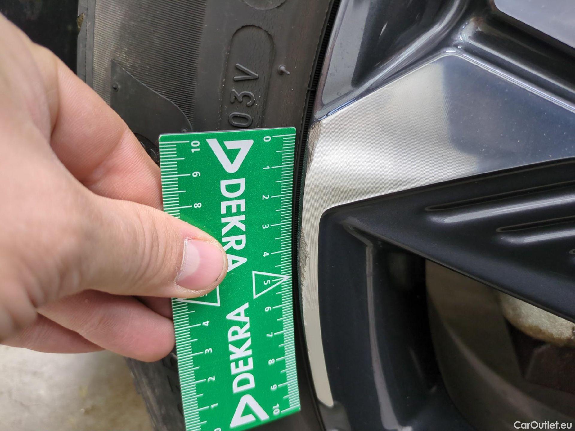  Hyundai  Tucson HYUNDAI  / 2020 / 5P / SUV 1.6 PHEV 265 HTRAC BUSINESS 4WD AUTO #12