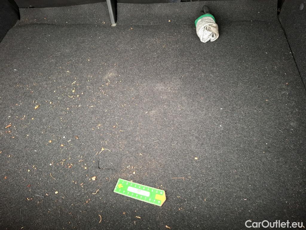  Nissan  Juke NISSAN  / 2019 / 5P / Crossover DIG-T 114 BVM6 Business Edition #4