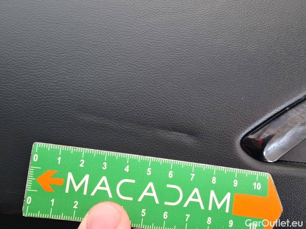  Peugeot  208  Affaire Premium Pack 1.5 HDi 100CV BVM5 E6dT #3