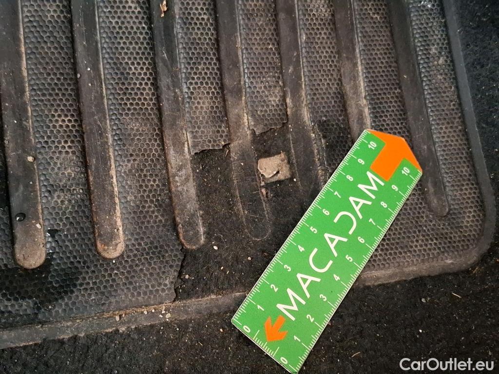  Peugeot  208  Affaire Premium Pack 1.5 HDi 100CV BVM5 E6dT #7