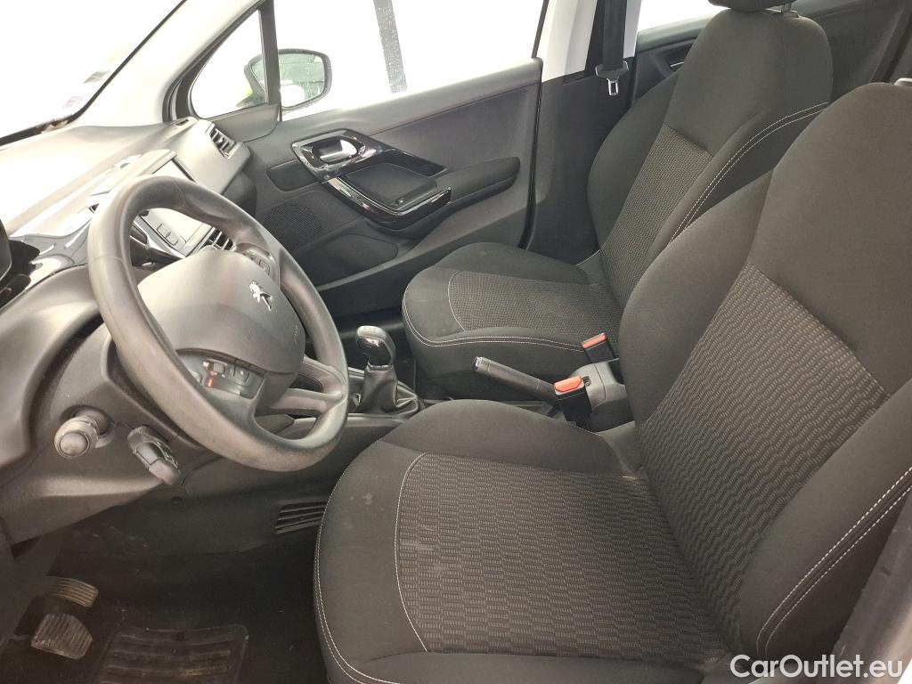  Peugeot  208  Active 1.6 HDi 75CV BVM5 E6 #21