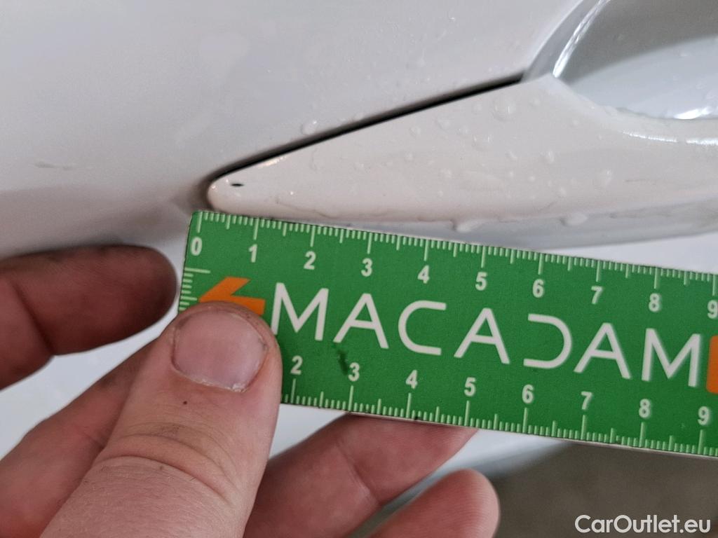  Peugeot  2008  Allure 1.5 HDi 130CV BVA8 E6d #8