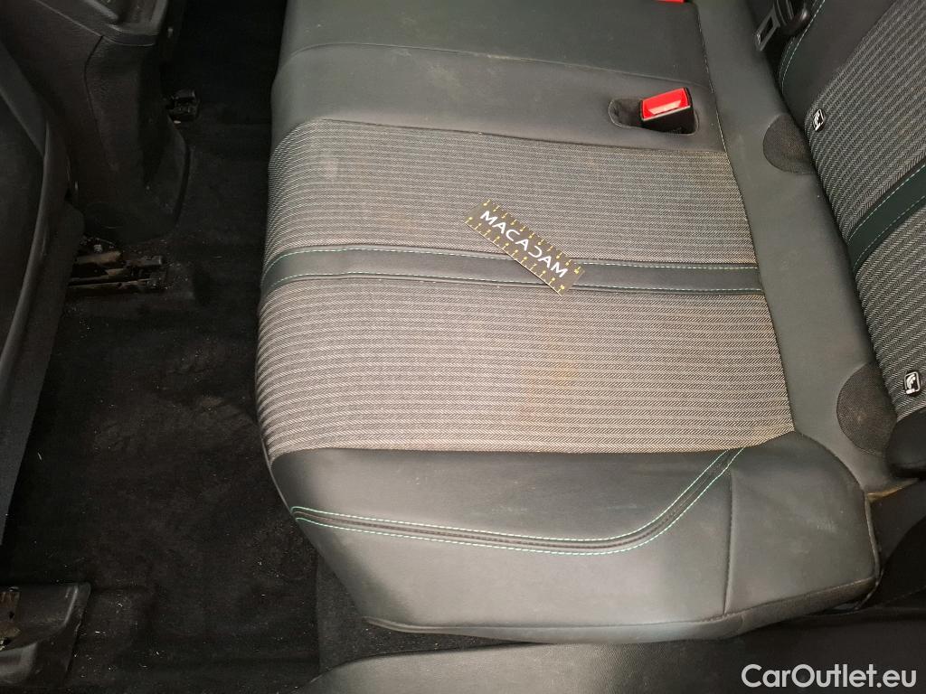  Peugeot  3008  II Allure Pack 1.5 HDi 130CV BVM6 E6d #24