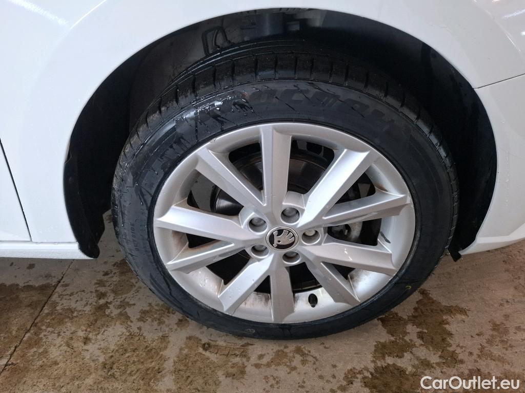  Skoda  Fabia  Clever 1.0 MPI 60CV BVM5 E6 #12