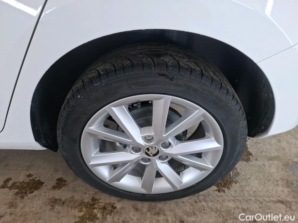  Skoda  Fabia  Clever 1.0 MPI 60CV BVM5 E6 #34