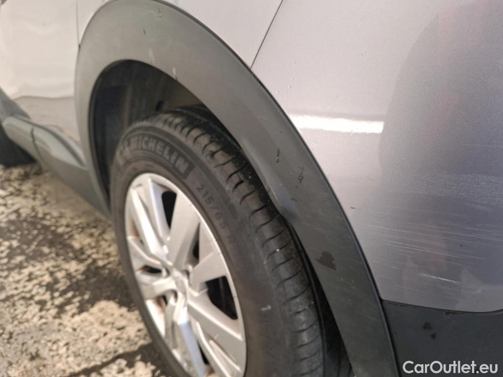  Peugeot  3008  Active Pack 1.2 PureTech 130CV BVA8 E6d #35