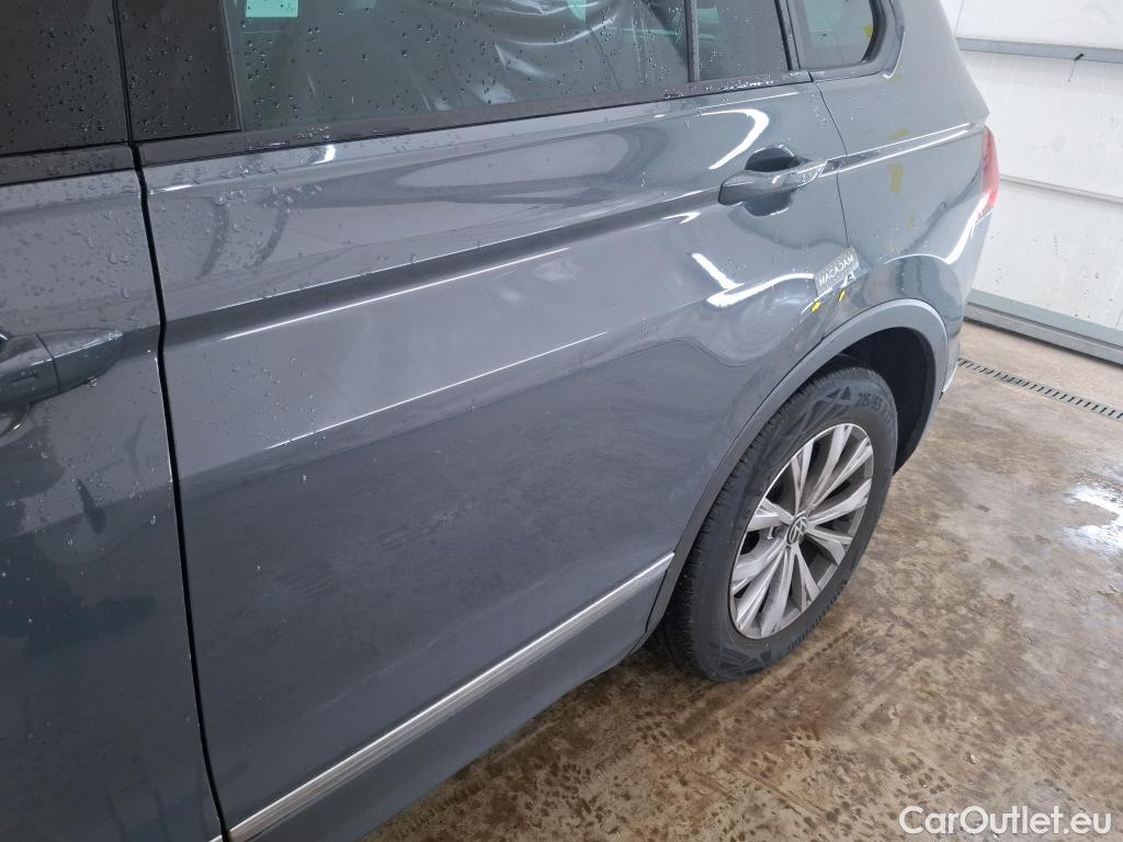  Volkswagen  Tiguan VOLKSWAGEN  / 2020 / 5P / SUV 1.5 TSI 150 DSG7 Life Busines #10