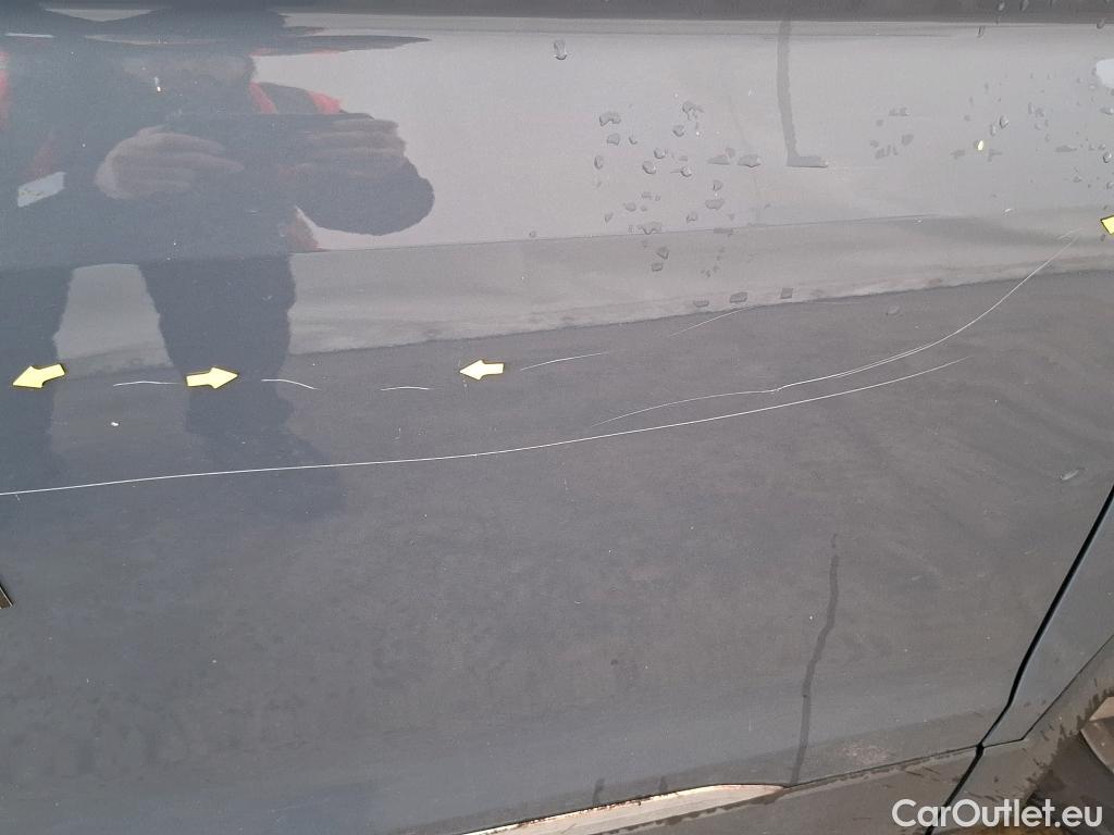  Volkswagen  Tiguan VOLKSWAGEN  / 2020 / 5P / SUV 1.5 TSI 150 DSG7 Life Busines #26