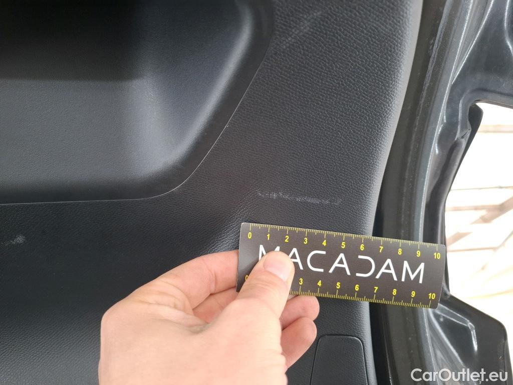  Peugeot  208  Active Pack 1.5 HDi 100CV BVM6 E6d #17