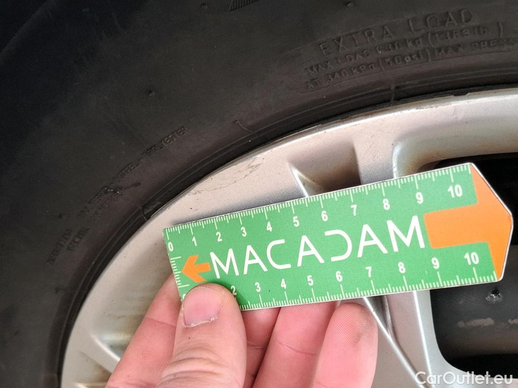  Peugeot  208  Affaire Premium Pack 1.5 HDi 100CV BVM5 E6dT #36