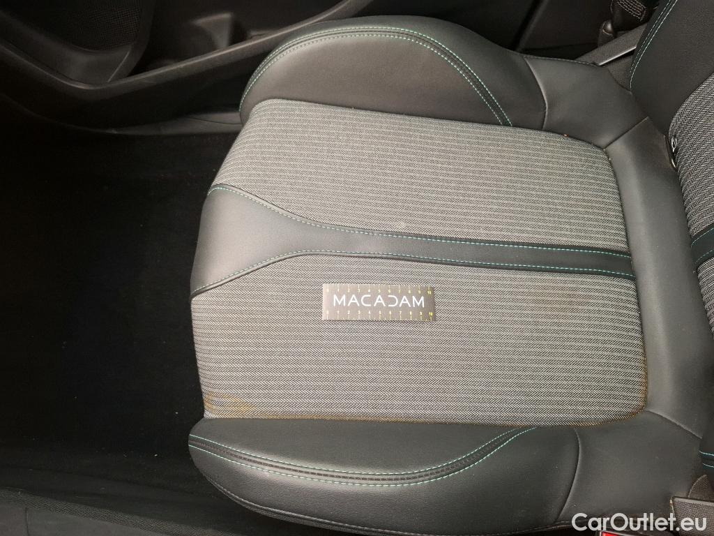  Peugeot  3008  II Allure Pack 1.5 HDi 130CV BVM6 E6d #21