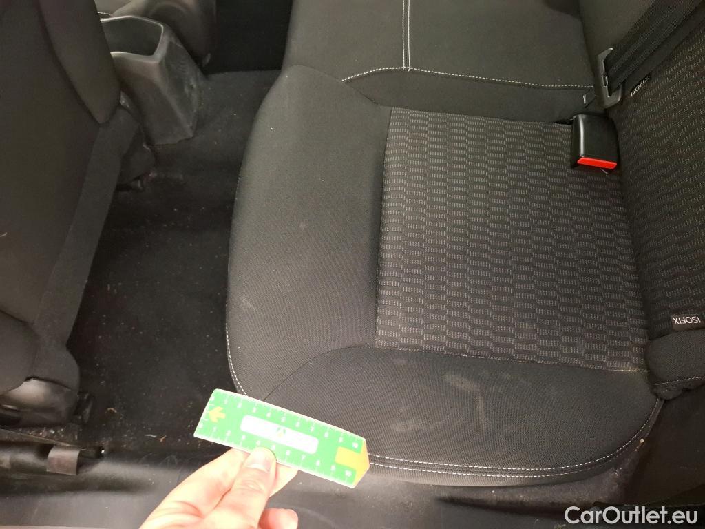  Peugeot  208  Active 1.6 HDi 75CV BVM5 E6 #24