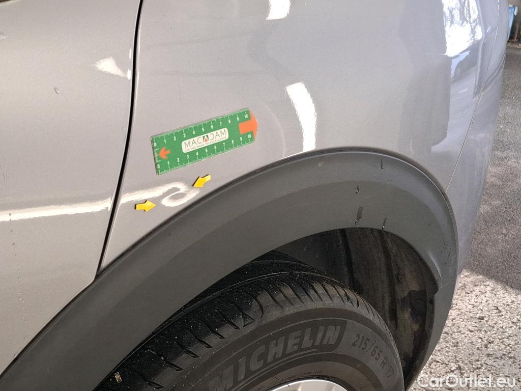  Peugeot  3008  Active Pack 1.2 PureTech 130CV BVA8 E6d #28