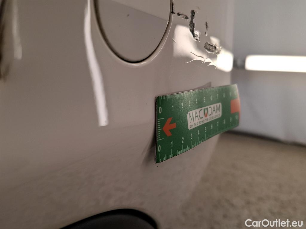  Peugeot  208  Active 1.6 HDi 75CV BVM5 E6 #2